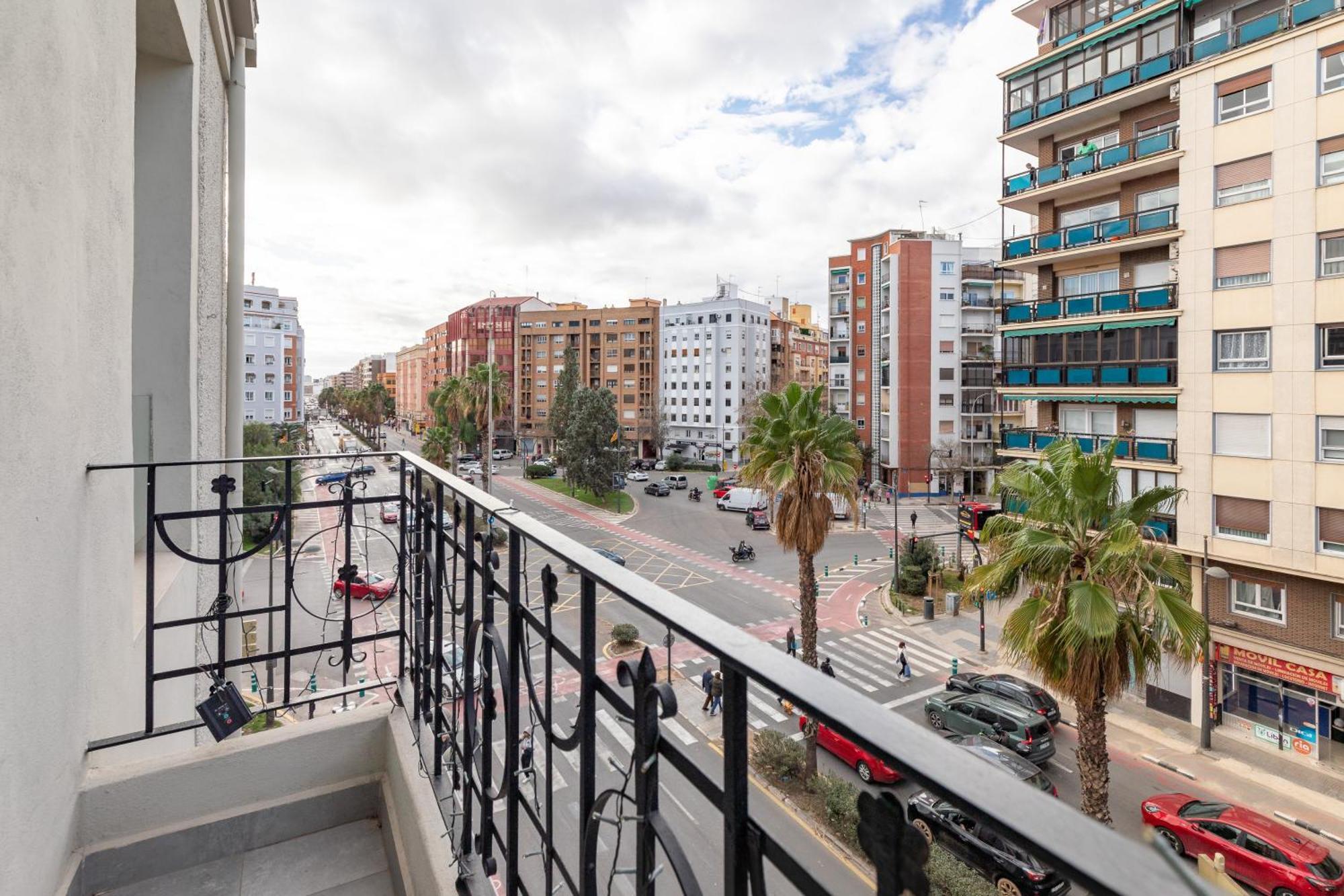 Belmar Apartments Valence Extérieur photo